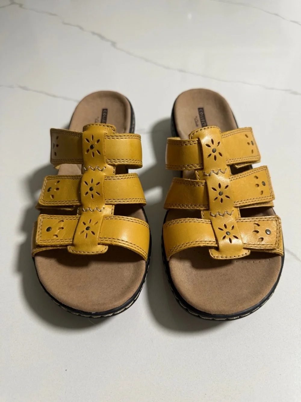 Clarks Collection Sandals - Picture 10 of 10